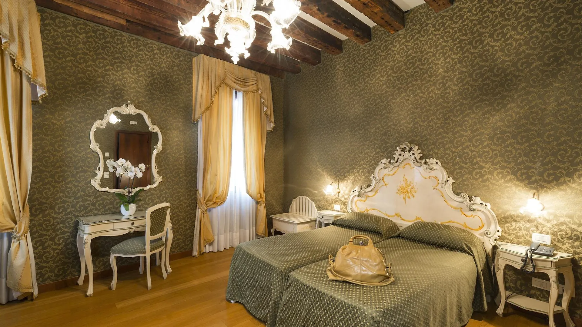 Palazzo Guardi Hotel Venice