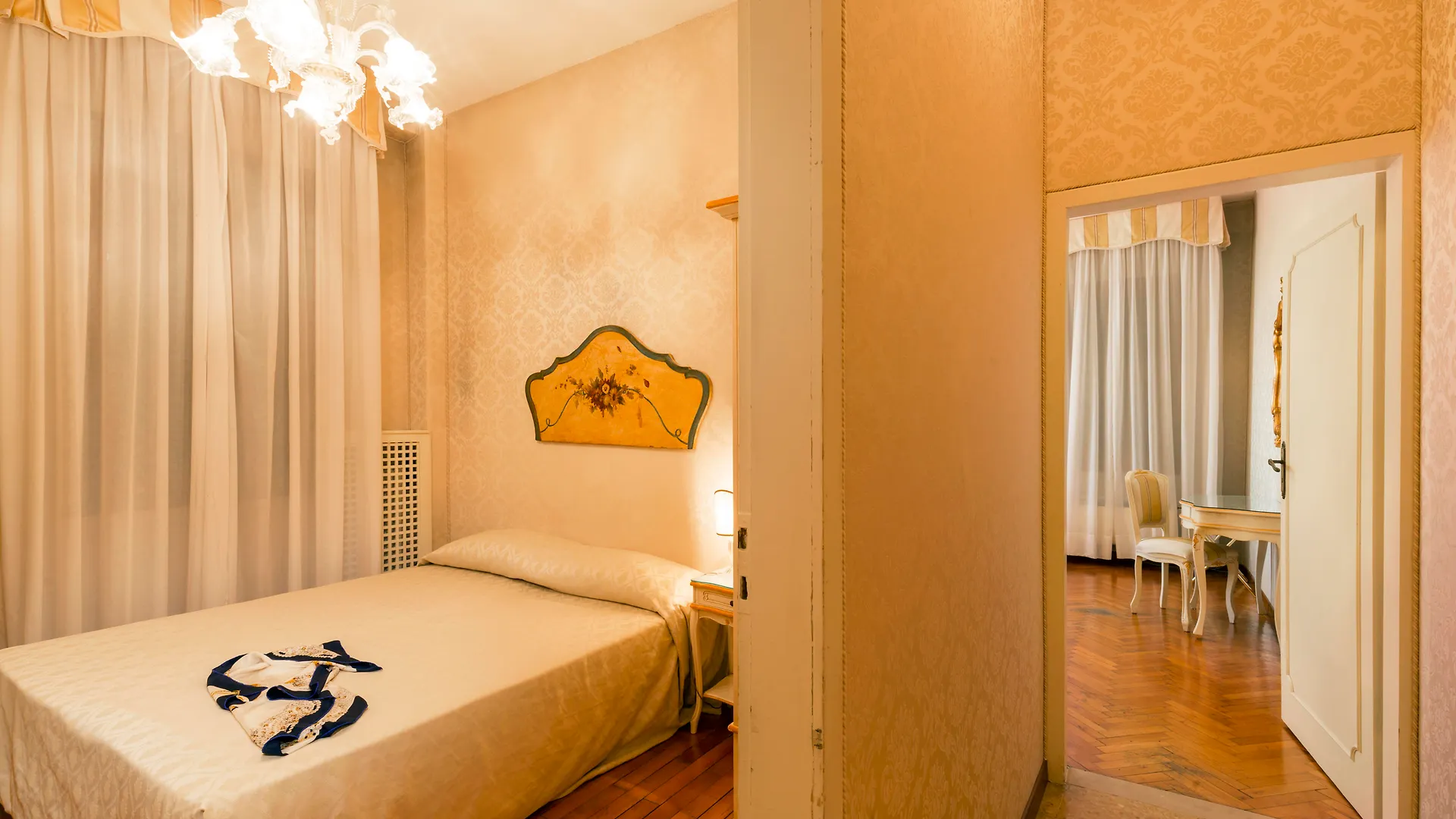 Palazzo Guardi Hotel Venice