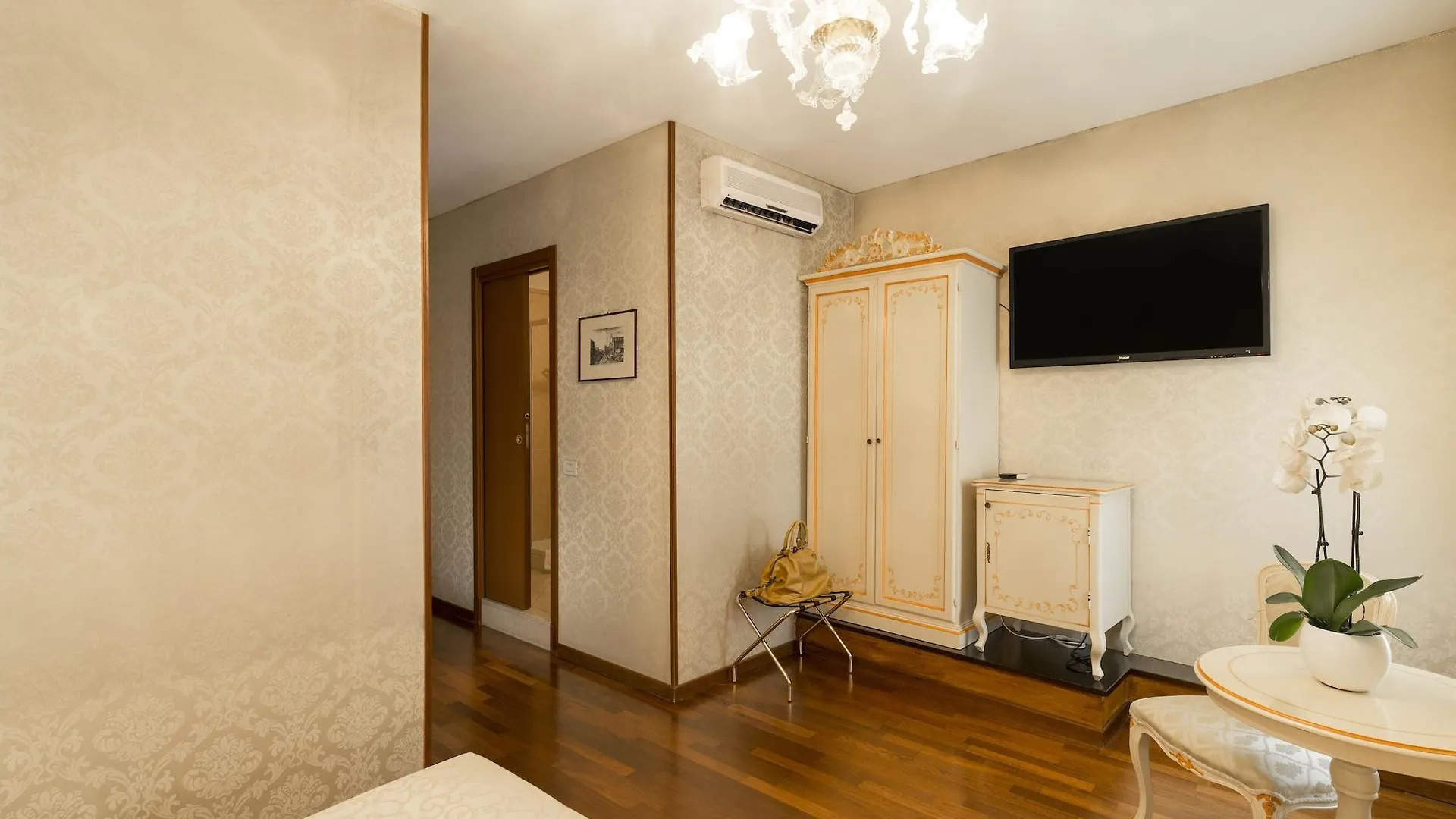 *** Guest house Palazzo Guardi Hotel Venice Italy